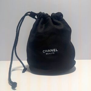 Chanel Cosmetic drawstring bag GWP~NWOT